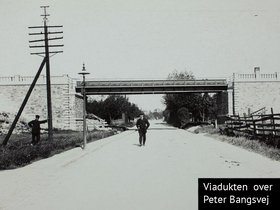 Viadukt over Peter Bangs Vej.jpg